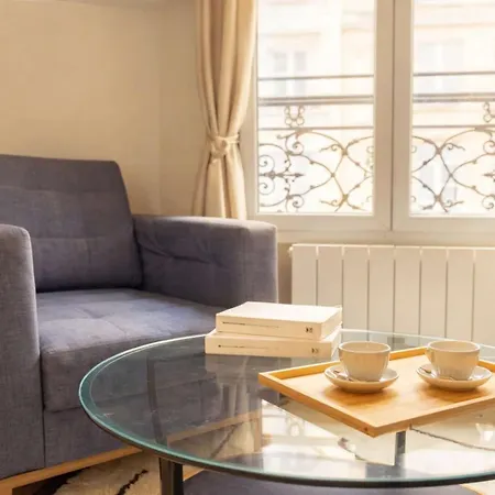 Montparnasse - Premium Family For 5 Paris